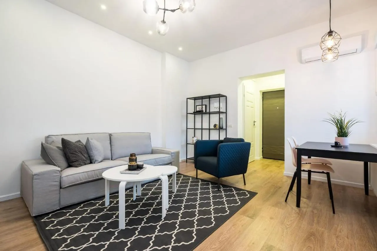 Modern Touches Apartment Bucharest 0*,