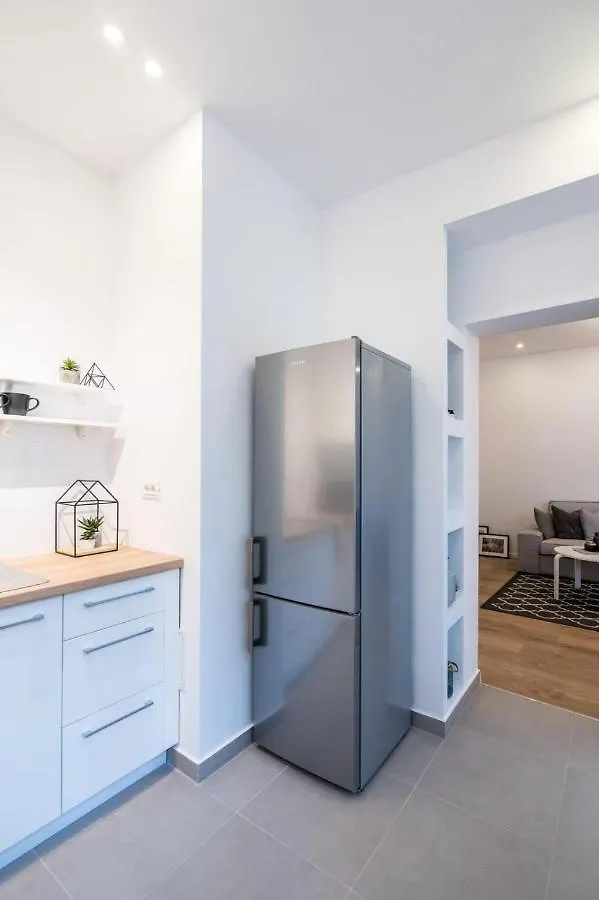 Modern Touches Apartment Bucharest Romania