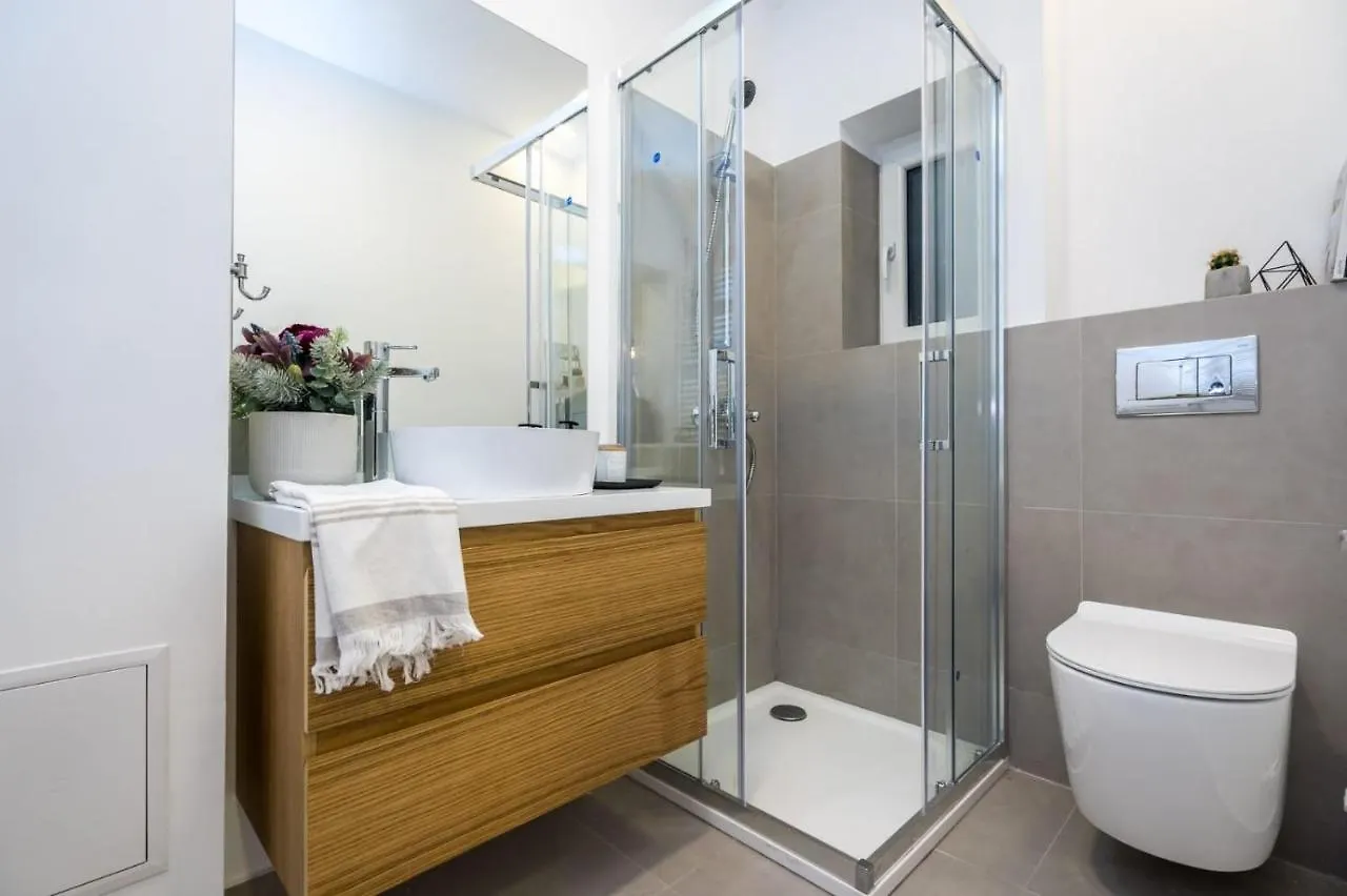 Modern Touches Apartment Bucharest